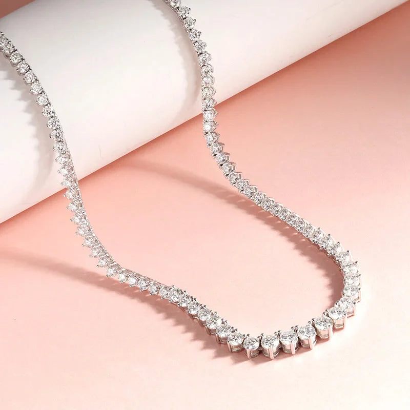 Graduated Collar Necklace – 3 Prong Setting