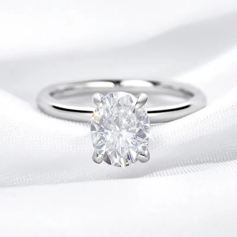 Lewis Oval Moissanite Ring