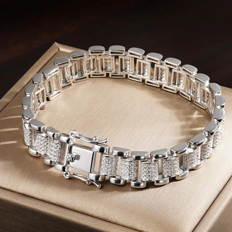 Brise Moissanite Link Bracelet
