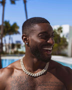 Moissanite Cuban Link Chain detail